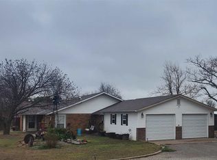 12606 NE Townley Rd, Elgin, OK 73538