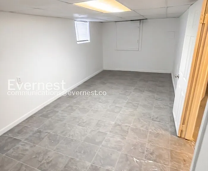 4847 Calvin Ave — Photo 18