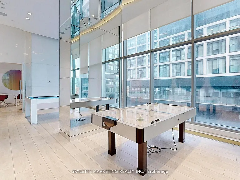251 Jarvis St #4014 — Photo 37
