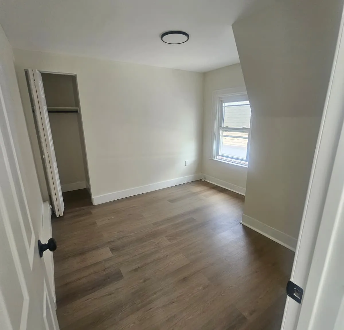 2 bed, $1,850 — Photo 2