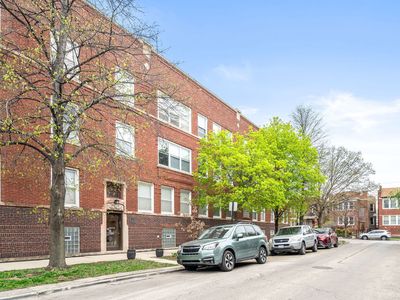 4544 N Troy St #2, Chicago, IL, 60625