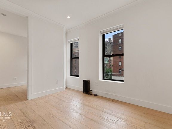 3rd image of 401 E 50th St #14B