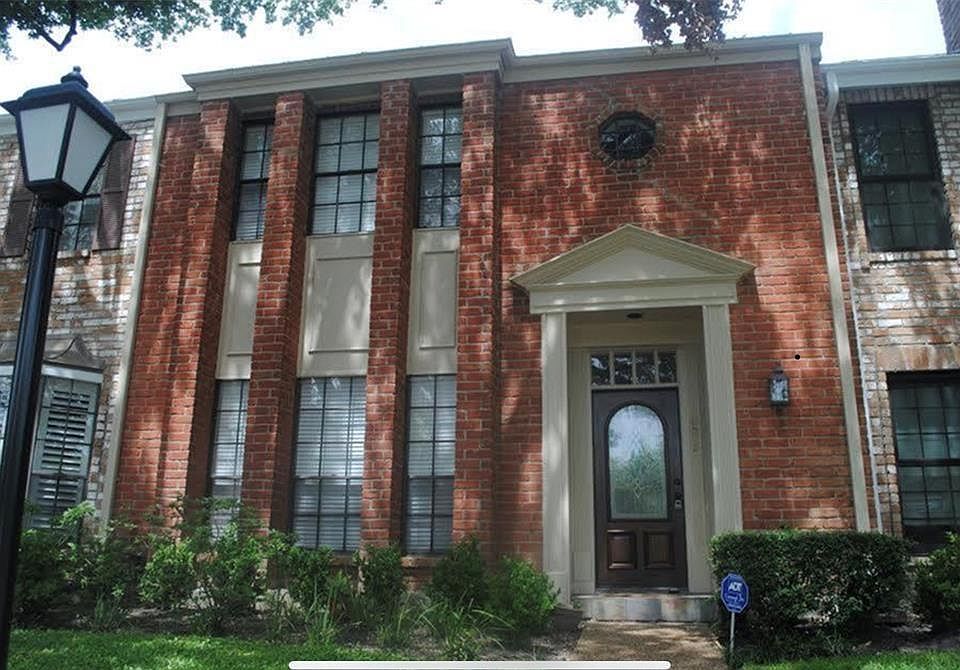 1st image of 606 Augusta Dr #606