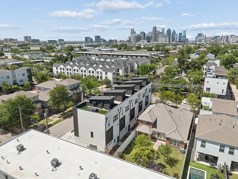 2202 N Carroll Ave #102 — Photo 37