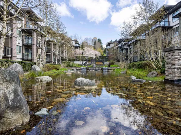 7428 Byrnepark Walk #311, Burnaby, BC V3N 0B4