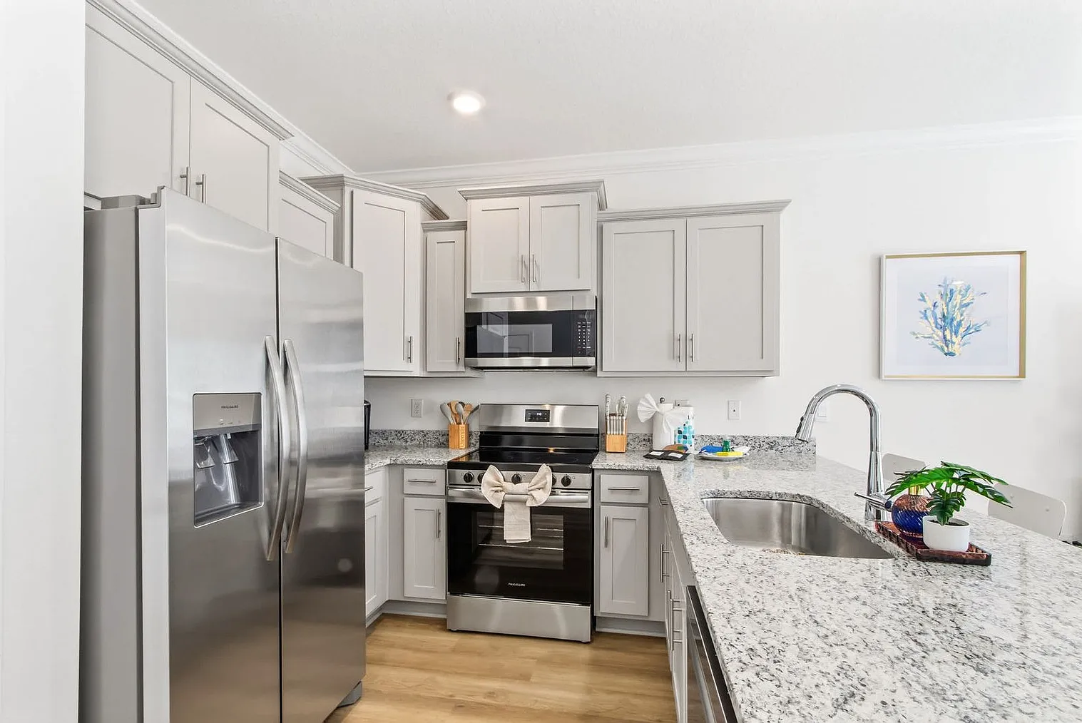 3 bed, 3.0 bath, 1797 sqft, $2,639 — Photo 4