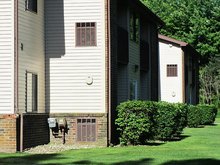 1249 Greenhouse Rd — Photo 4
