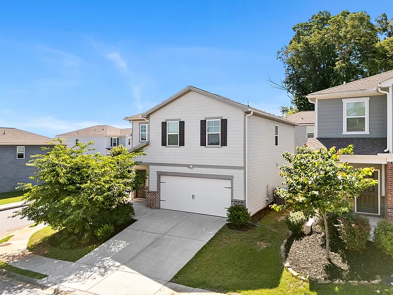 44 Wynn Way — Photo 2