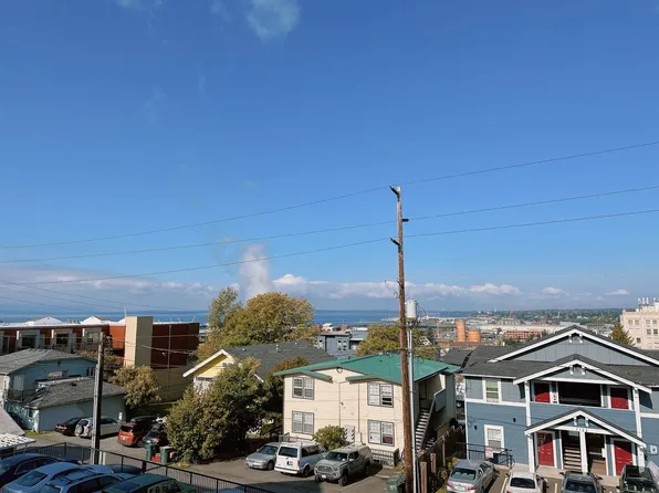 Spacious 3 & 4 Bedroom Apartments Near WWU + Downtown