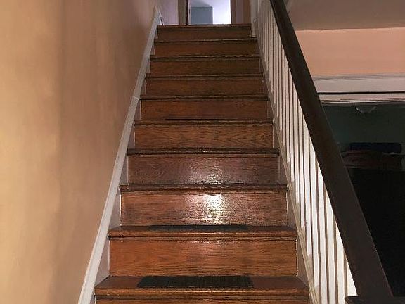 4th image of 5426 Sylvester St