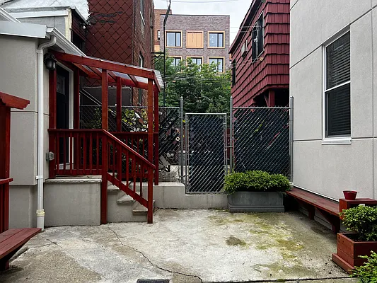 Rented by Terra Magia Inc | media 34