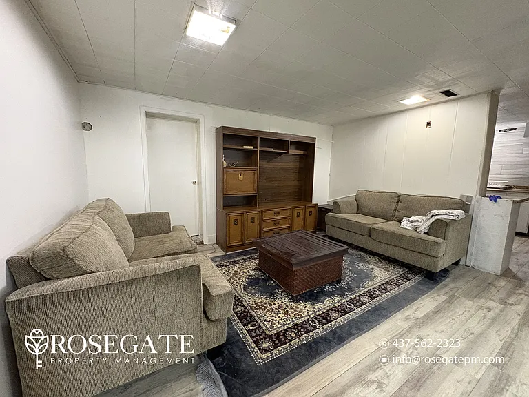 7175 Roger Cres #2 — Photo 4