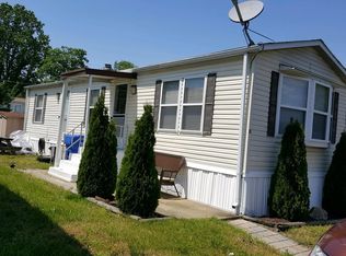 202 Jacobstown Rd, Wrightstown, NJ 08562