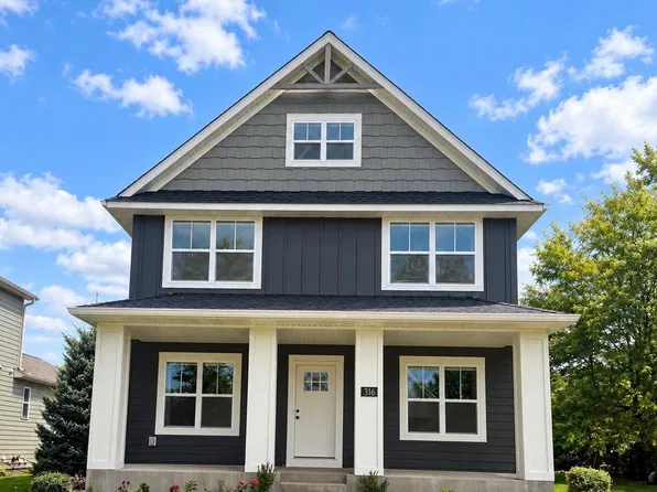 316 Prairie Way S, Bayport, MN 55003