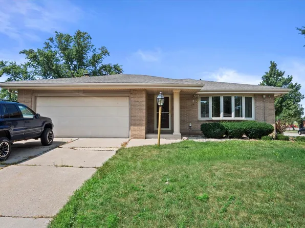 5205 South 21st STREET, Milwaukee, WI 53221