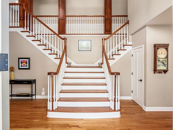 3rd image of 5137 Chaffinch Ct