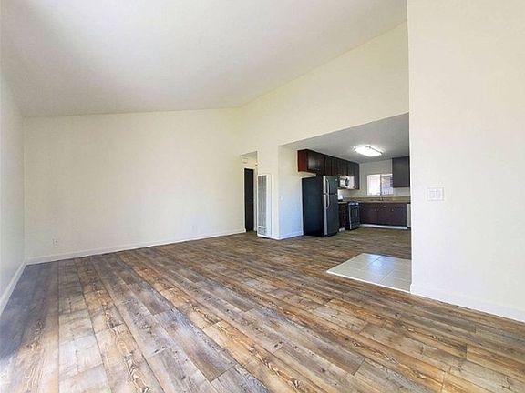 3rd image of 321 Hillside Ter APT G