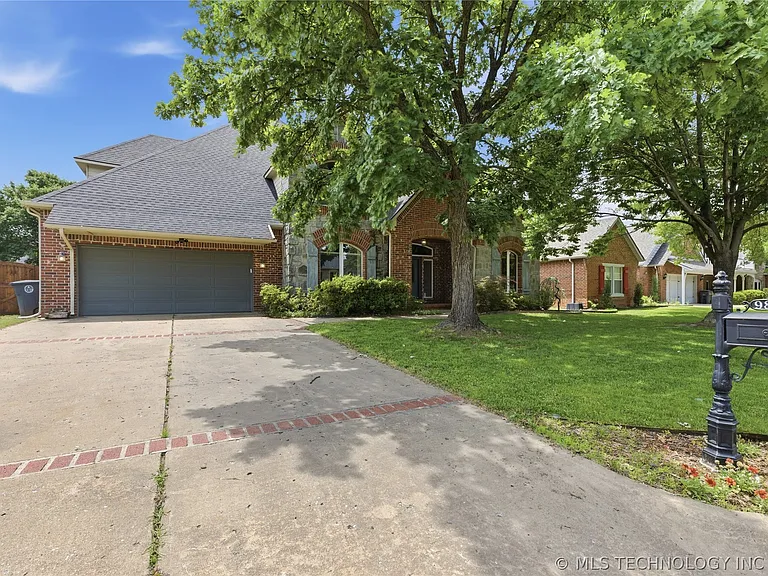 9818 E 83rd Pl — Photo 3