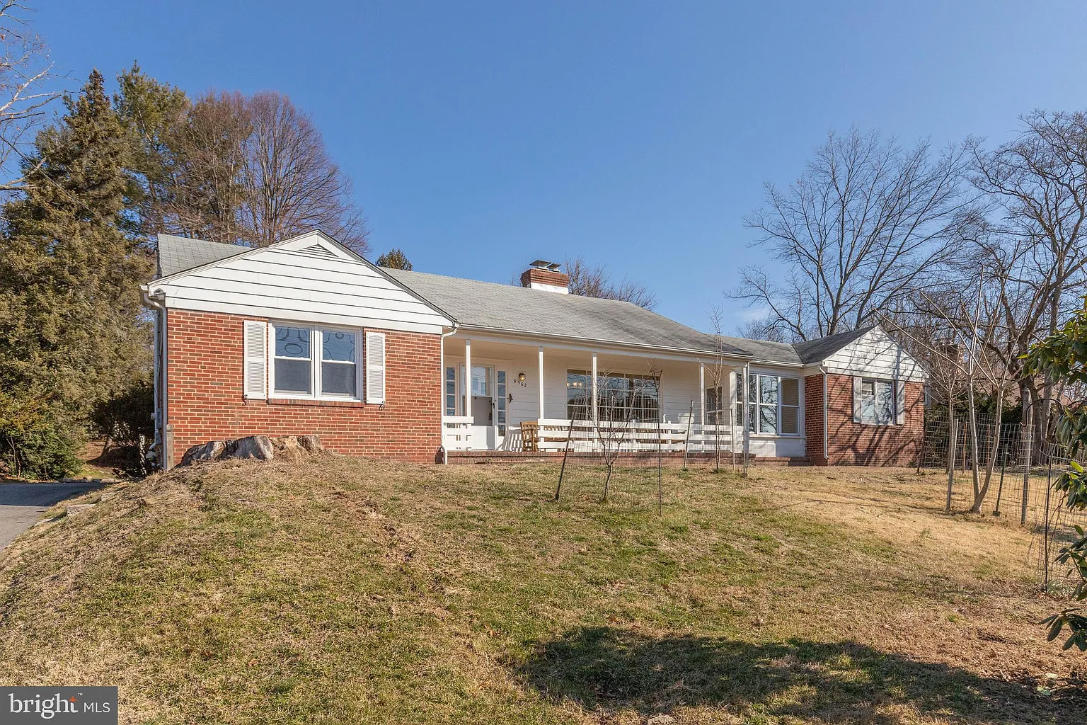 9562 Frederick Rd photo 1