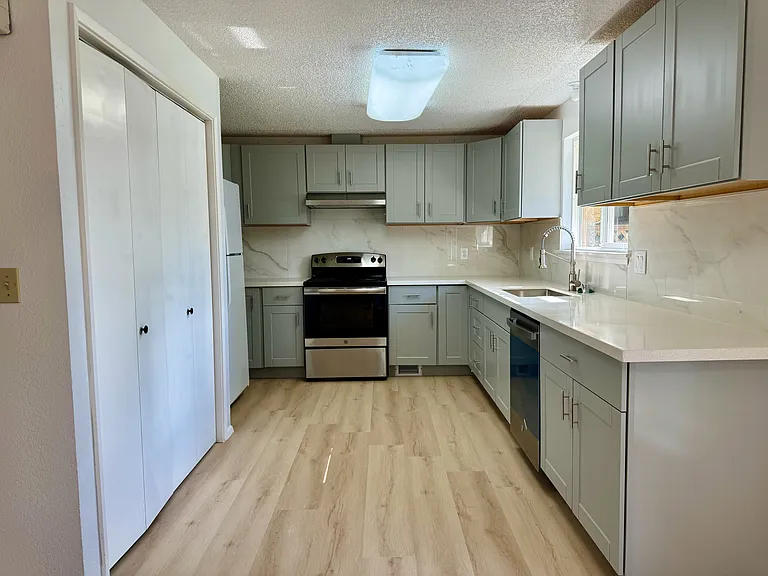 Fully remodeled kitchen