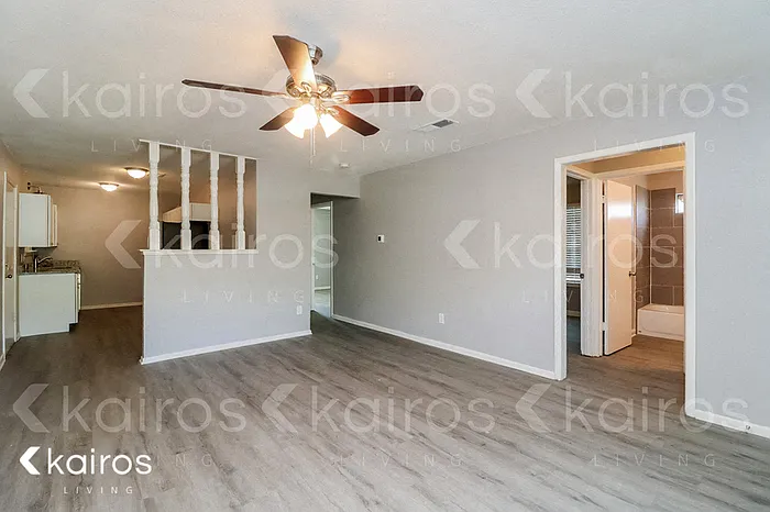 3 bed, 2.0 bath, 1053 sqft, $1,675 — Photo 2