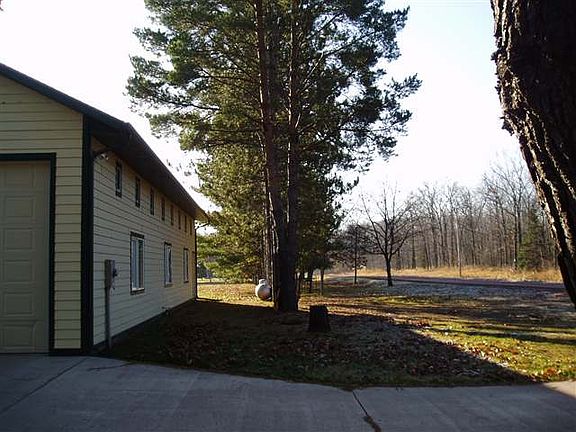 3rd image of 62180 Hwy 23
