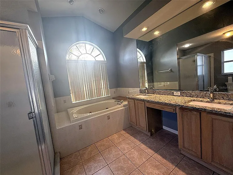 8839 Greenleaf Ct — Photo 15