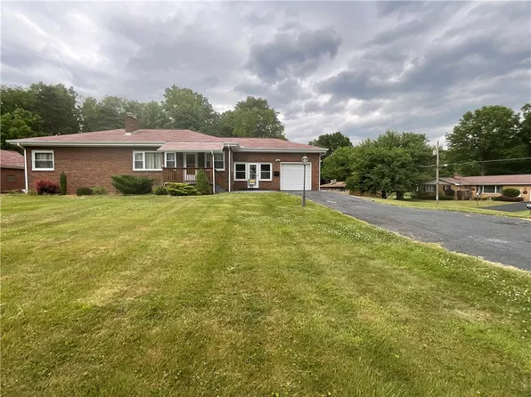 2819 Morefield Rd, Hermitage, PA 16148