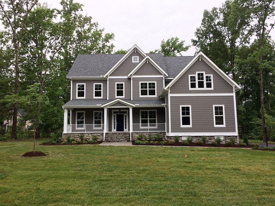 1st image of 2900 Royal Crest Dr