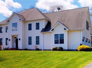 19 Angelas Way, Burlington, CT 06013