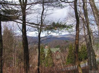9 Cloudwalk Rdg, Glenville, NC 28736