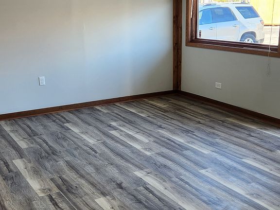 2nd image of 413 S Main St #419