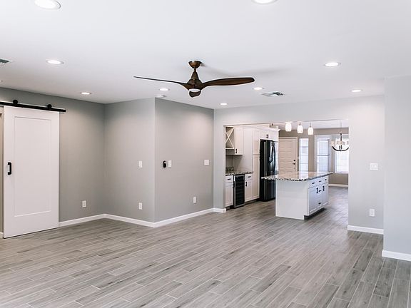 3rd image of 6859 E Kelton Ln