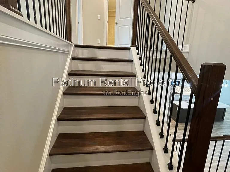 3215 Summerpoint Xing — Photo 59