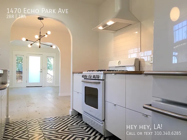 1470 Echo Park Ave — Photo 18