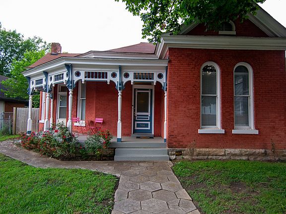 2nd image of 708 Meridian St