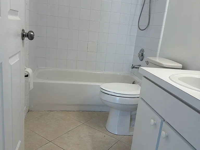 13855 Glasser Ave — Photo 6