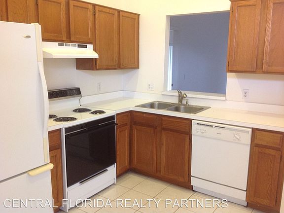 3rd image of 10001 Little Teak St