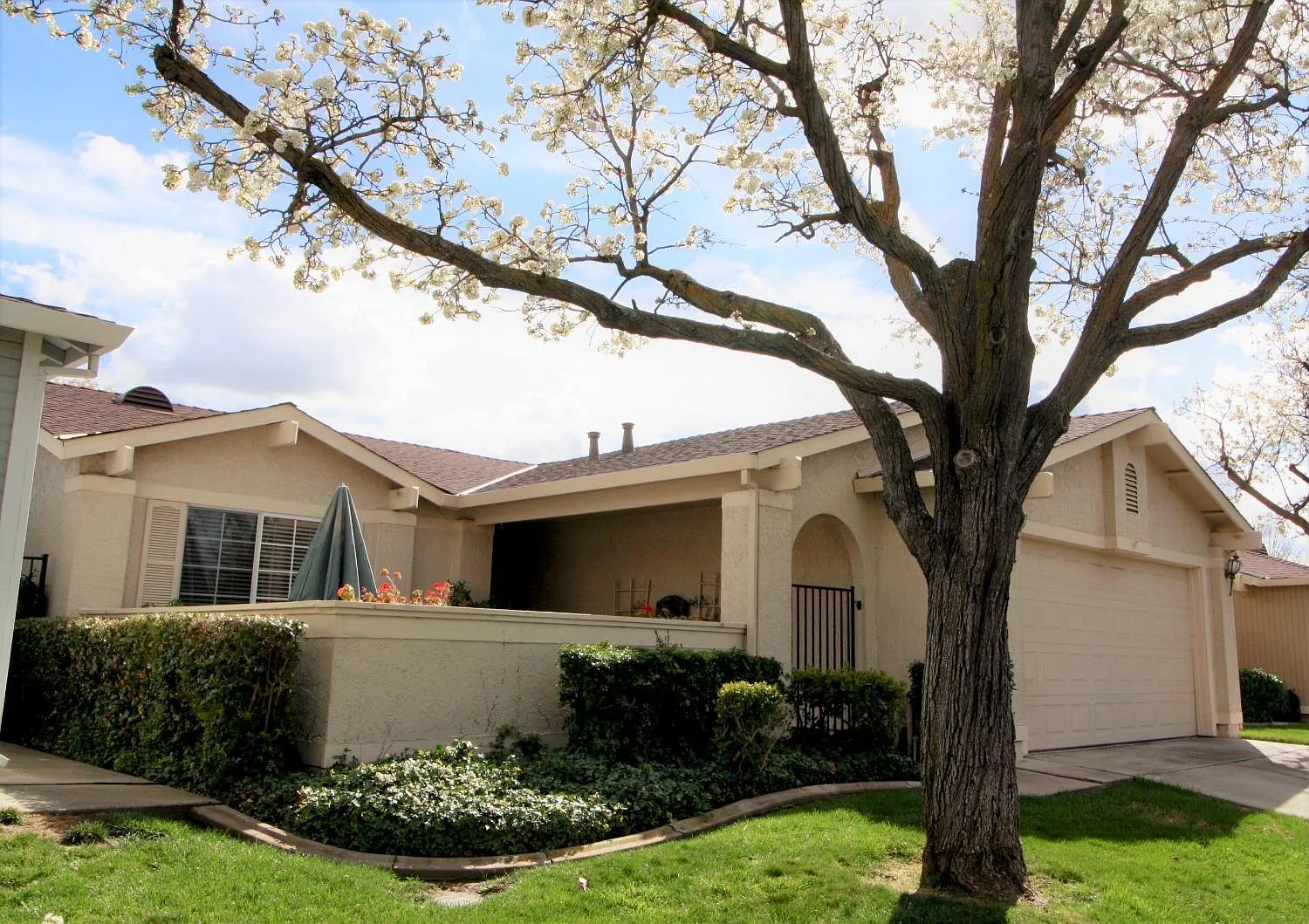7408 Sunwest Ln photo 1