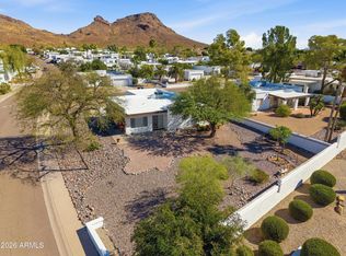 1301 E CANTERBURY Drive, Phoenix, AZ 85022