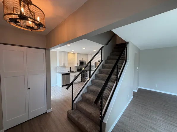 543 East Blf, Madison, WI 53704