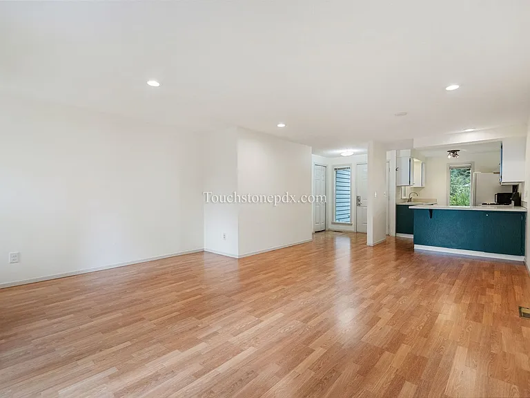 6330 SW 152nd Ave — Photo 9