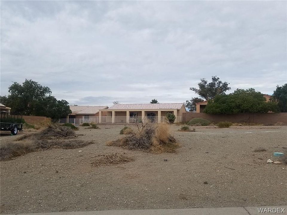 1st image of 2113 E Desert Palms Dr