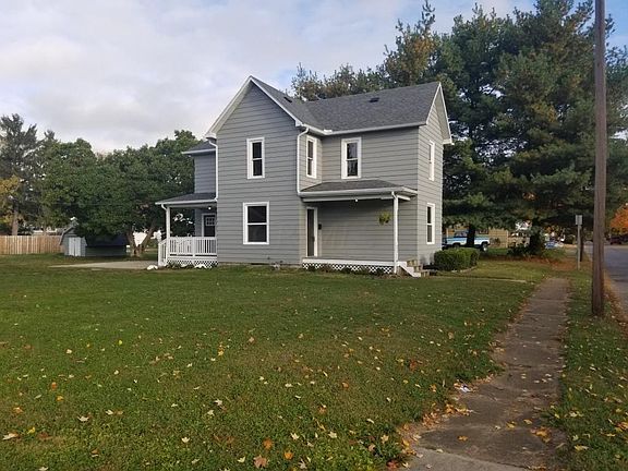 5th image of 695 Hollander St