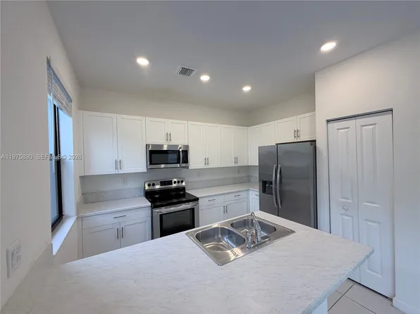 13421 SW 287th Ter #13421, Homestead, FL 33033