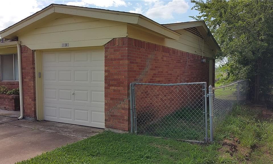 2nd image of 1808 SE 21st St