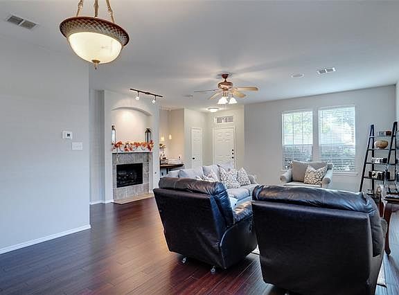 5th image of 1501 White Dove Ln