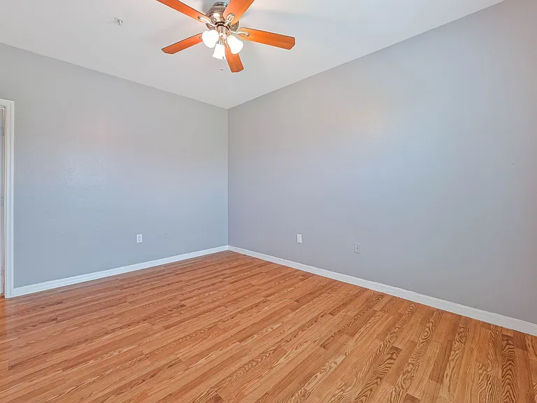 23580 Walden Center Dr #305 — Photo 15