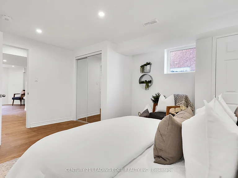 13 Quaintance Ave #2 — Photo 27