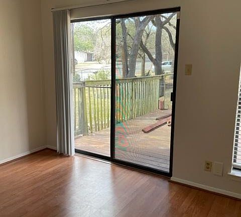 4th image of 8114 Forest Mesa Dr #B
